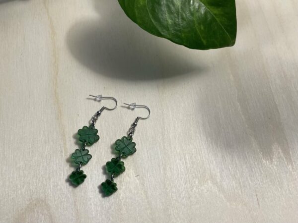 Acrylic clover charm dangle earrings