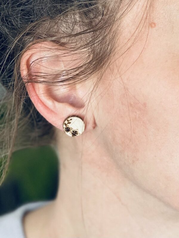 Wooden orchid engraved stud earring
